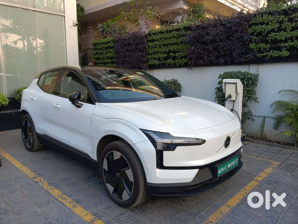 Volvo Ex30, 2025, Electric