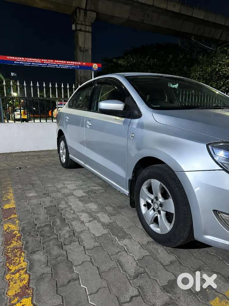 Skoda Rapid 2012