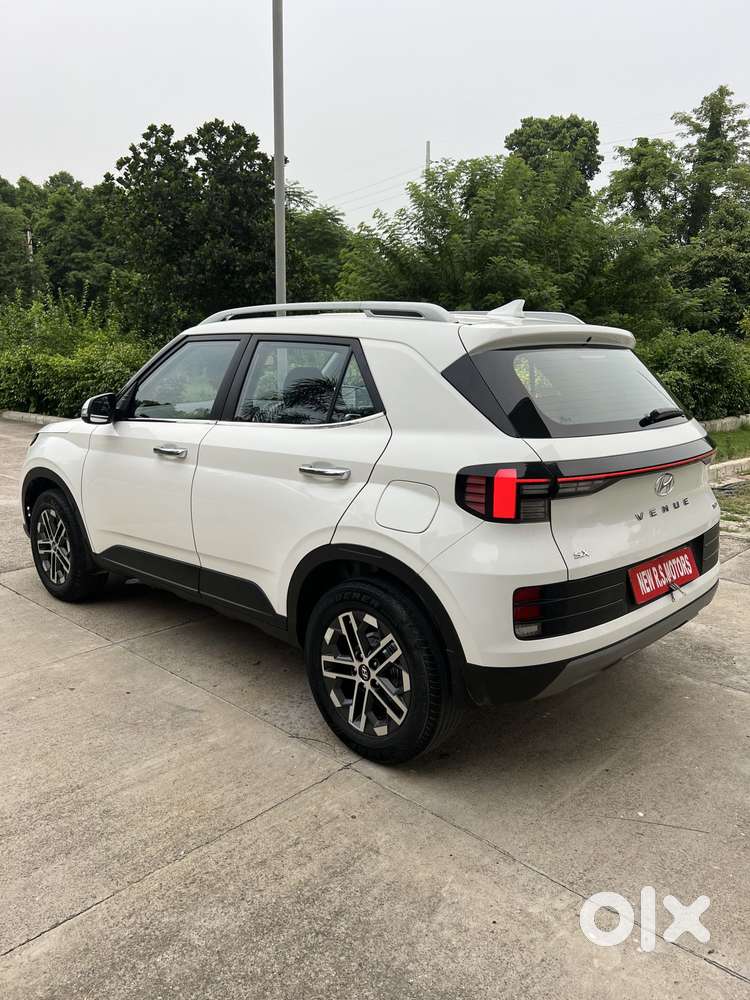 Hyundai Venue Sx Opt Turbo, 2022, Petrol