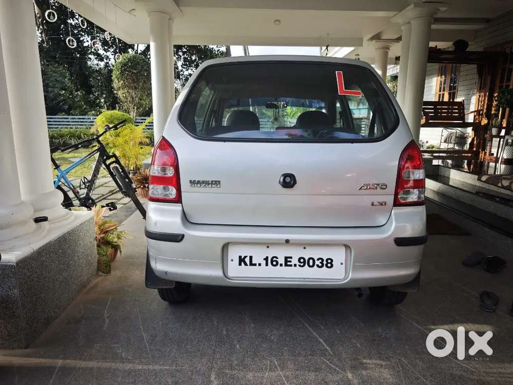 Maruti Suzuki Alto Lxi 2009 105000km Driven