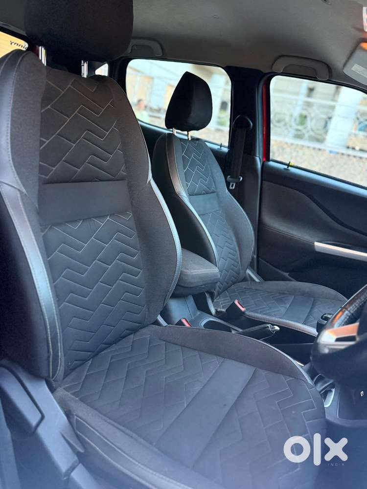 Nissan Magnite 1.0 Xv, 2022, Petrol