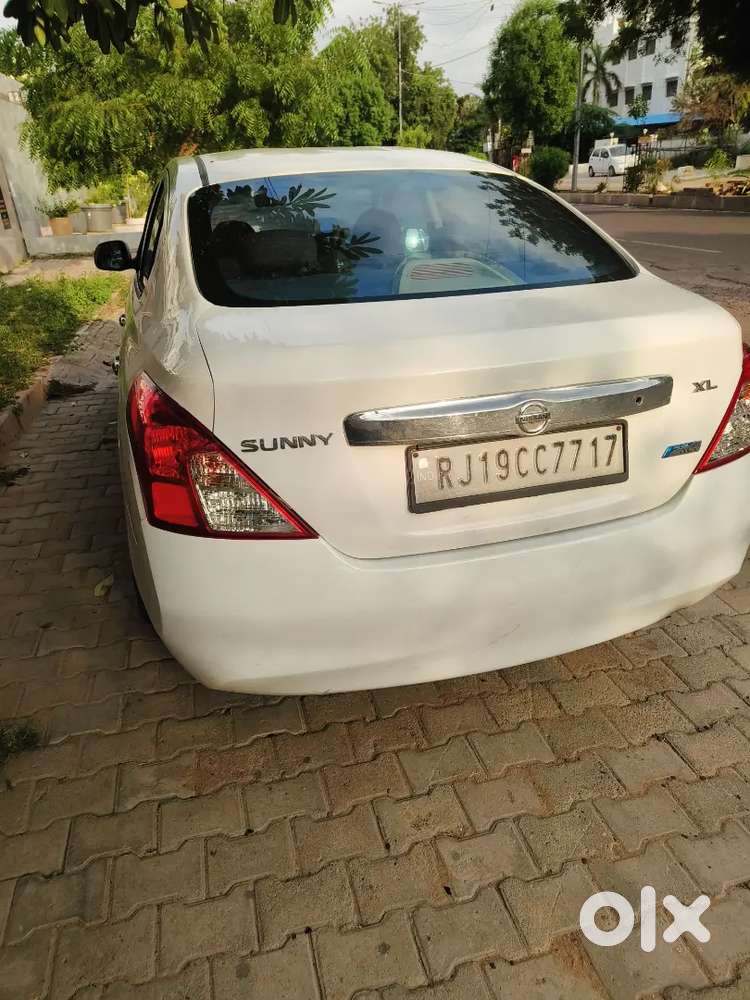 Nissan Sunny Diesel 2012