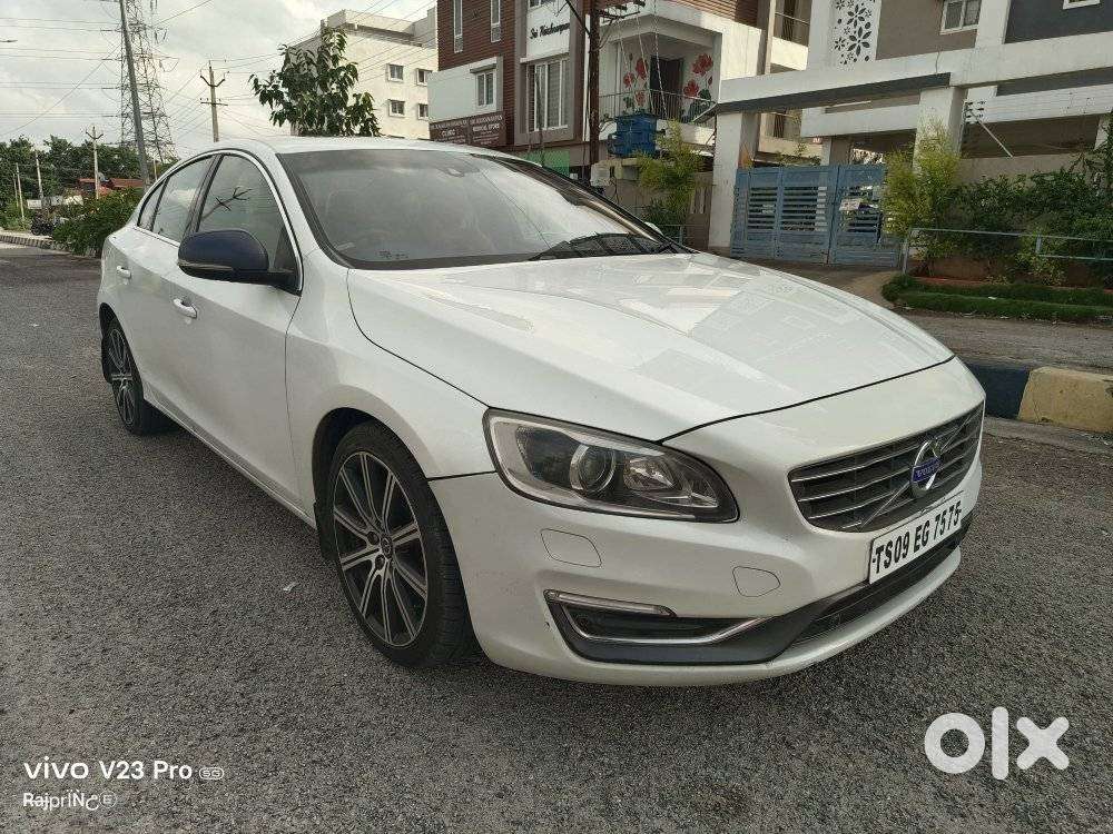Volvo S60 D5 Inscription, 2015, Diesel