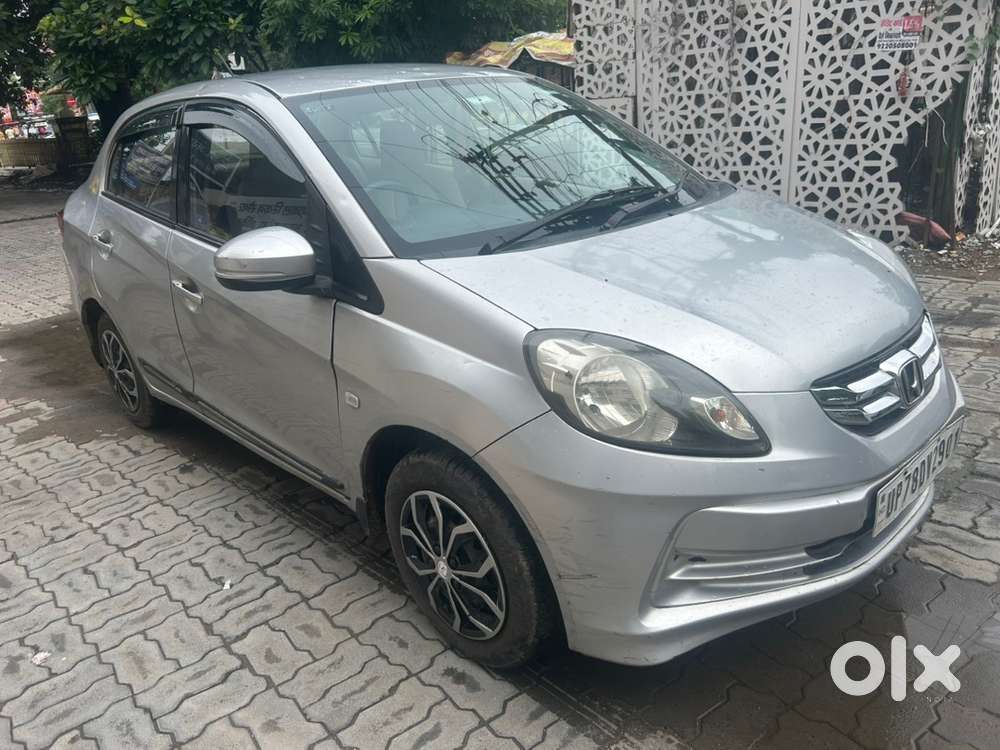 Honda Amaze 2015 Diesel Well Maintained