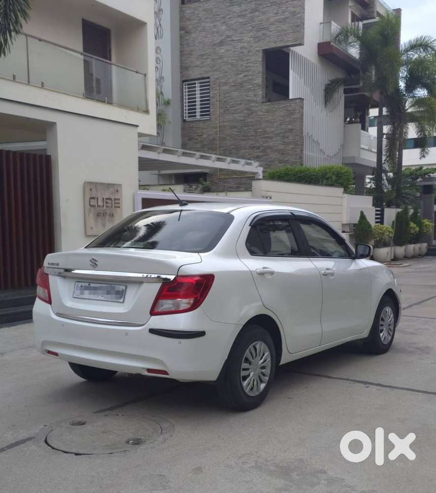 Maruti Suzuki Swift Dzire 1.3 Vxi, 2023, Petrol
