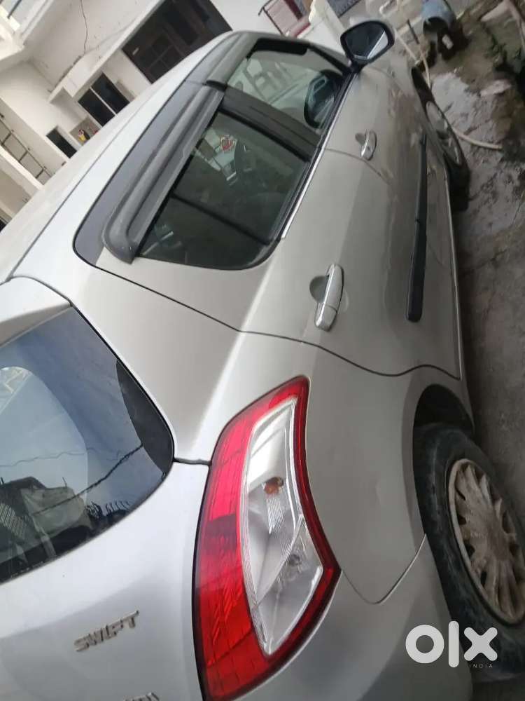 Maruti Suzuki Swift 2013