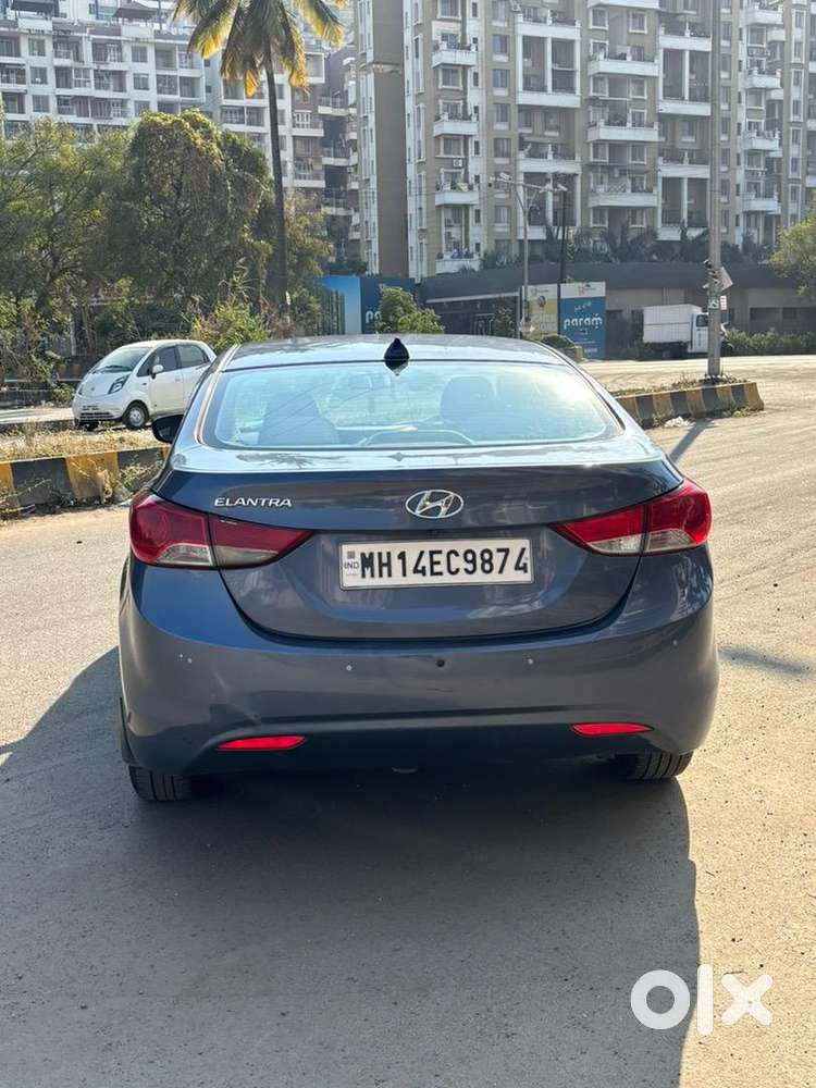 Hyundai New Elantra 2014 Petrol Well Maintained
