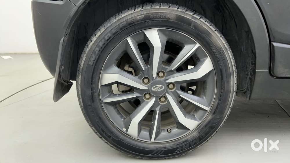 Mahindra Xuv300 W8 Option, 2021, Petrol