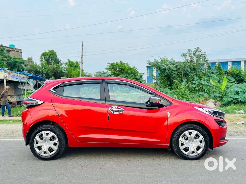 Tata Altroz 1.2 Xm Style Petrol, 2024, Petrol