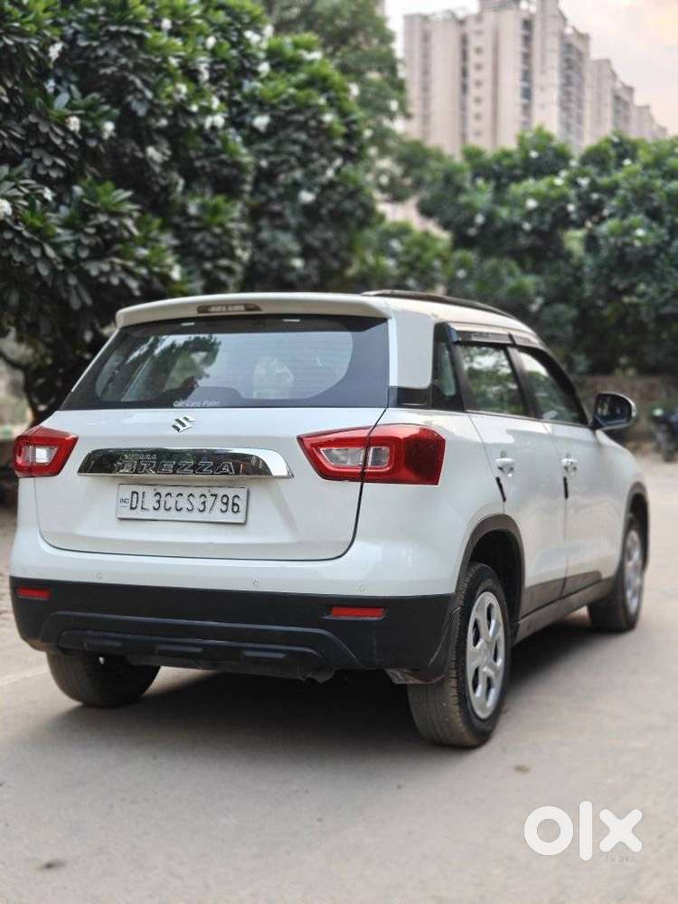 Maruti Suzuki Brezza 1.5 Vxi Smart Hybrid, 2020, Petrol