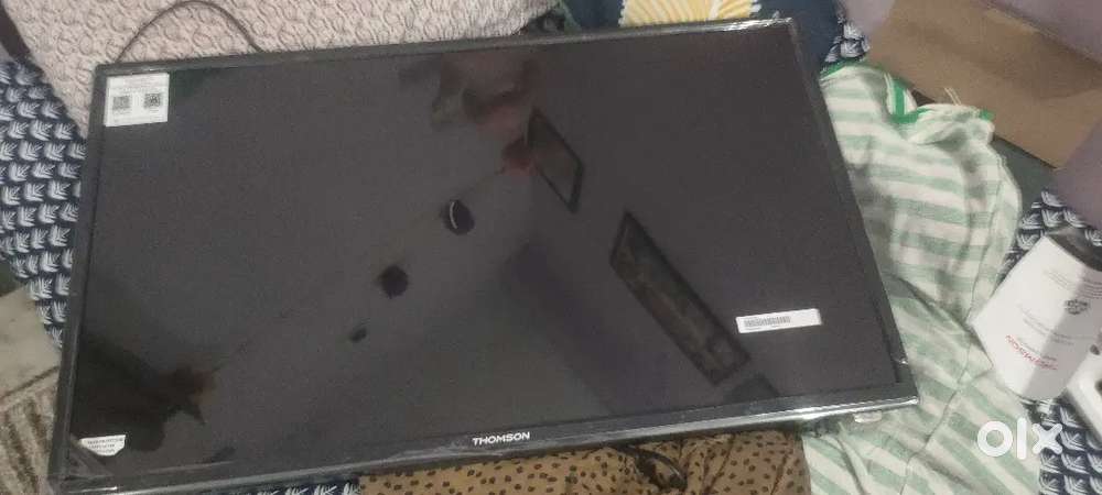 Thomason 32 inch new tv