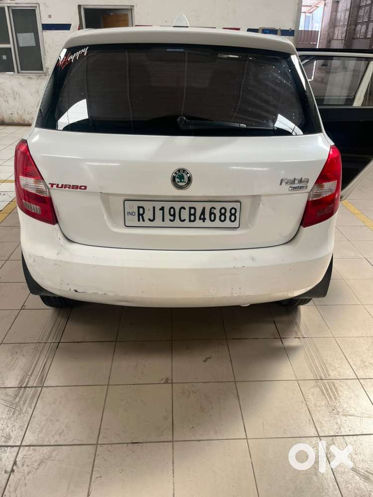 Skoda Fabia Petrol 120000 Km Driven