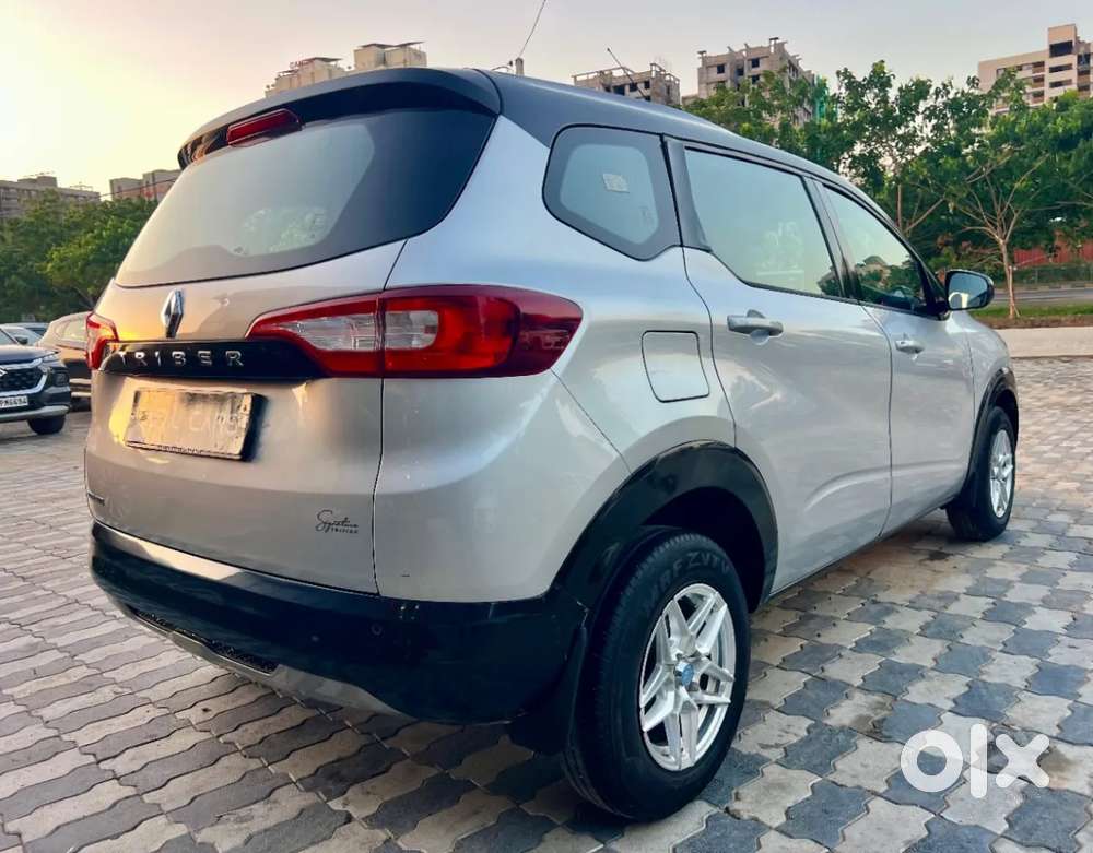 Renault Triber Rxt, 2025, Petrol