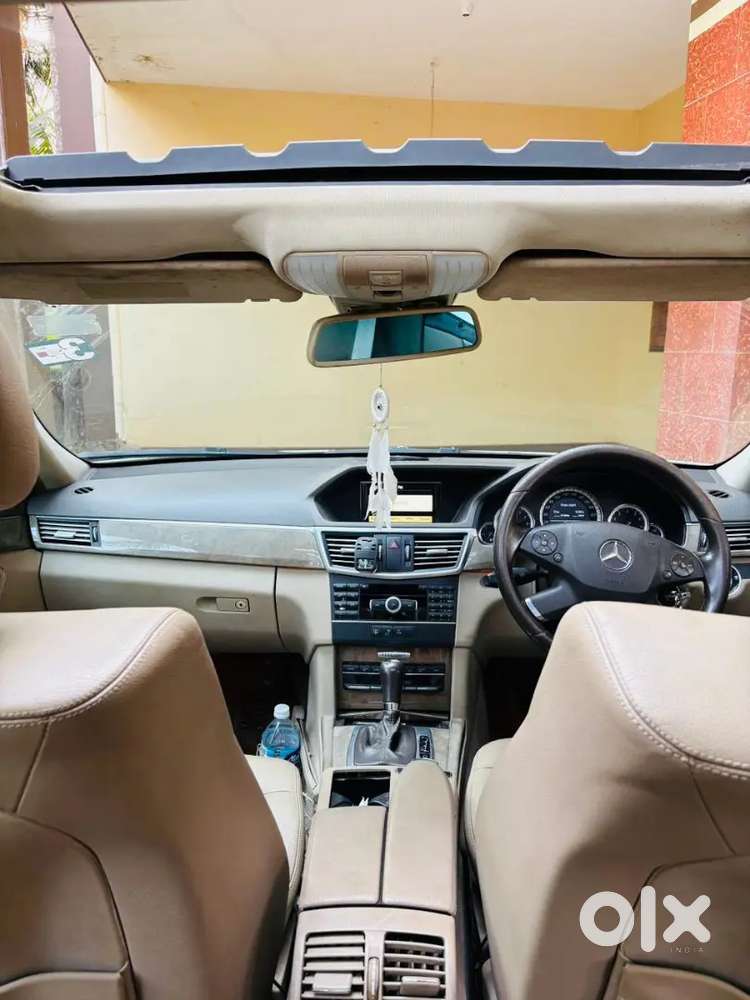 Mercedes-benz E-class 2011 Petrol 59000 Km Driven
