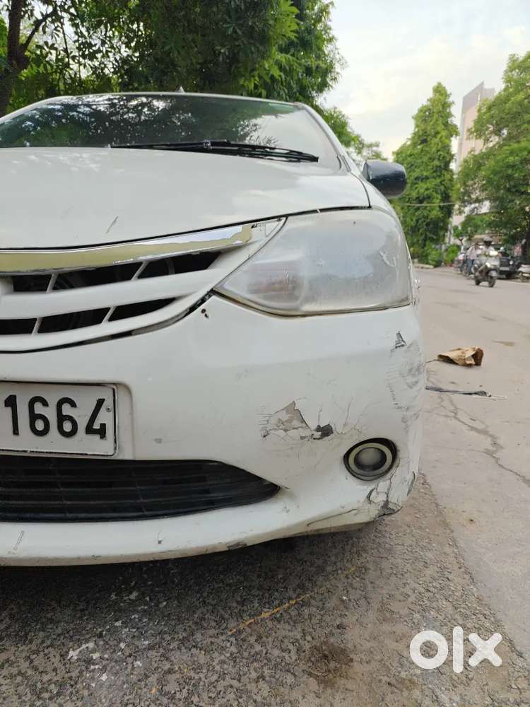 Toyota Etios Liva 2012
