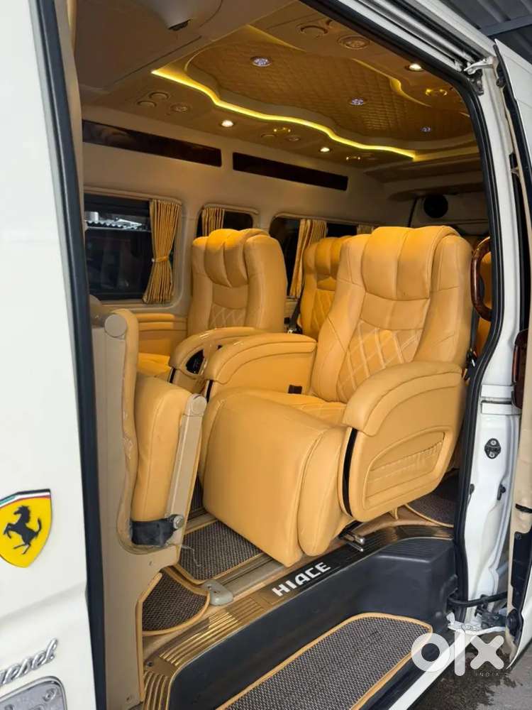 Toyota Hiace Commuter Luxury Deluxe Thailand Modification