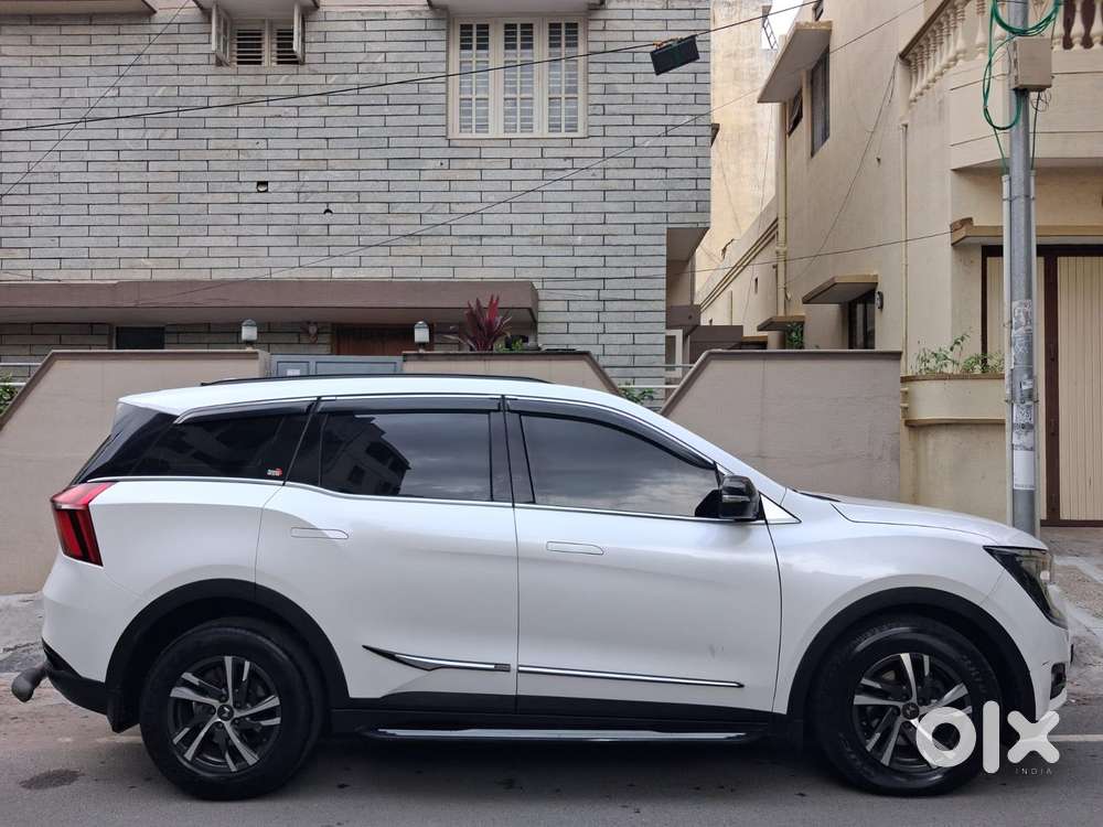 Mahindra Xuv700 2.2 Ax 5 Diesel At 7 Str, 2023, Diesel