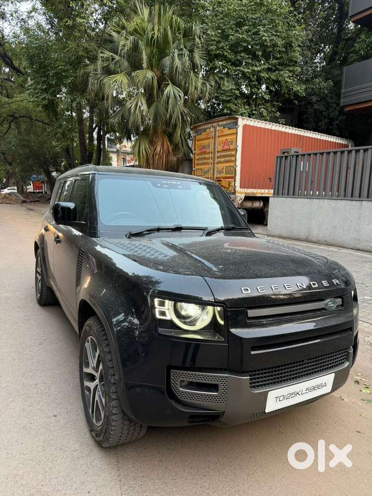 Land Rover Defender 2025