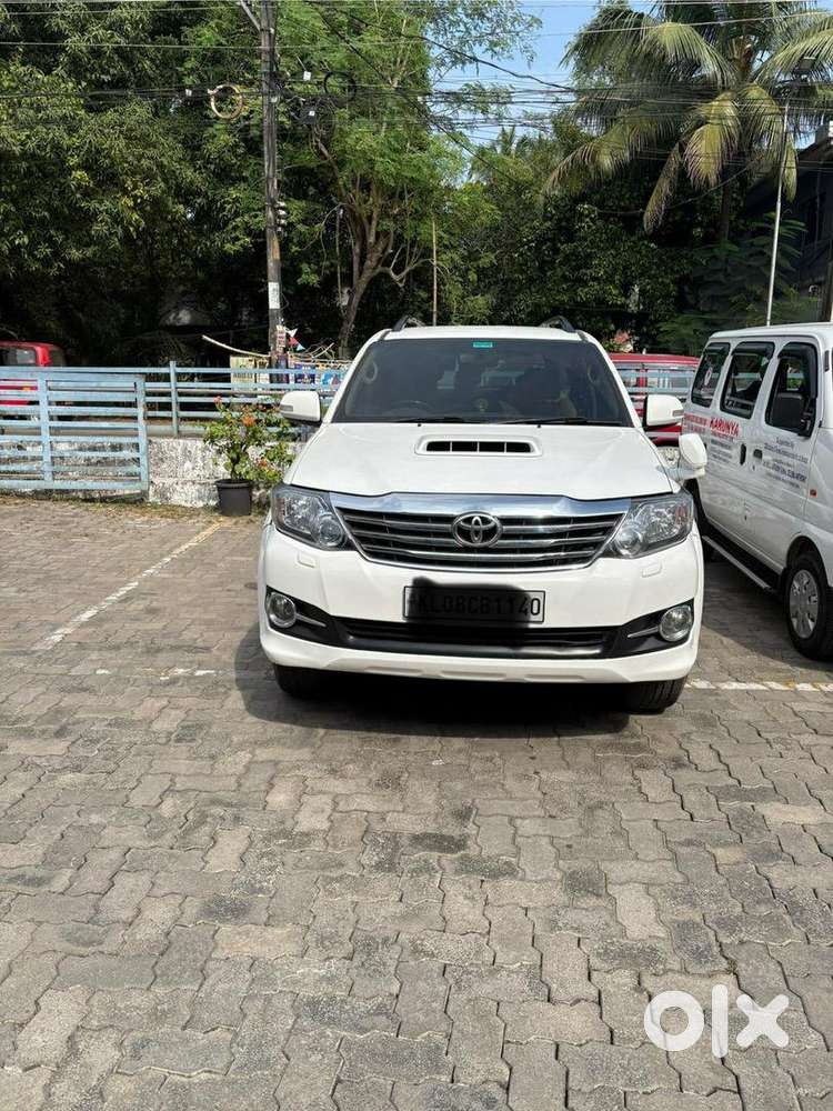 Toyota Fortuner 2012 Diesel Well Maintained
