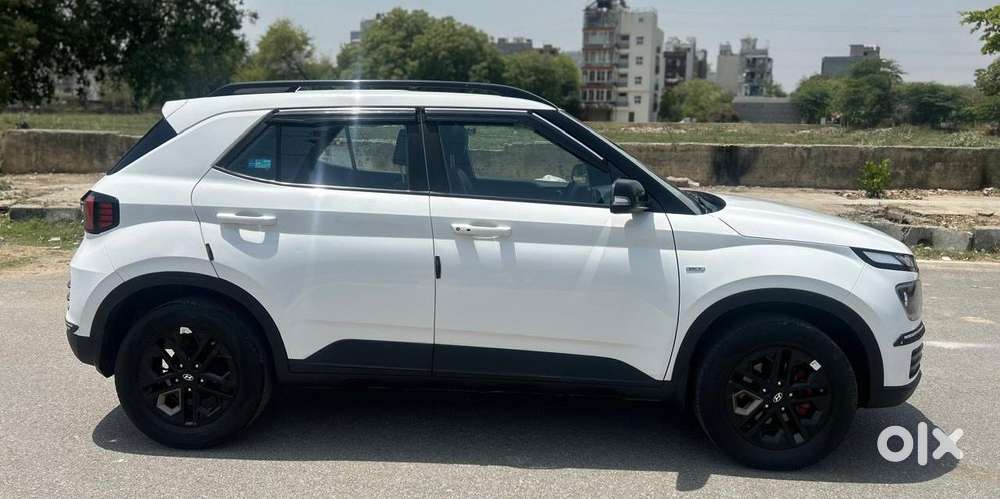 Hyundai Venue 1.0 Sx (o) Turbo Dct, 2024, Petrol