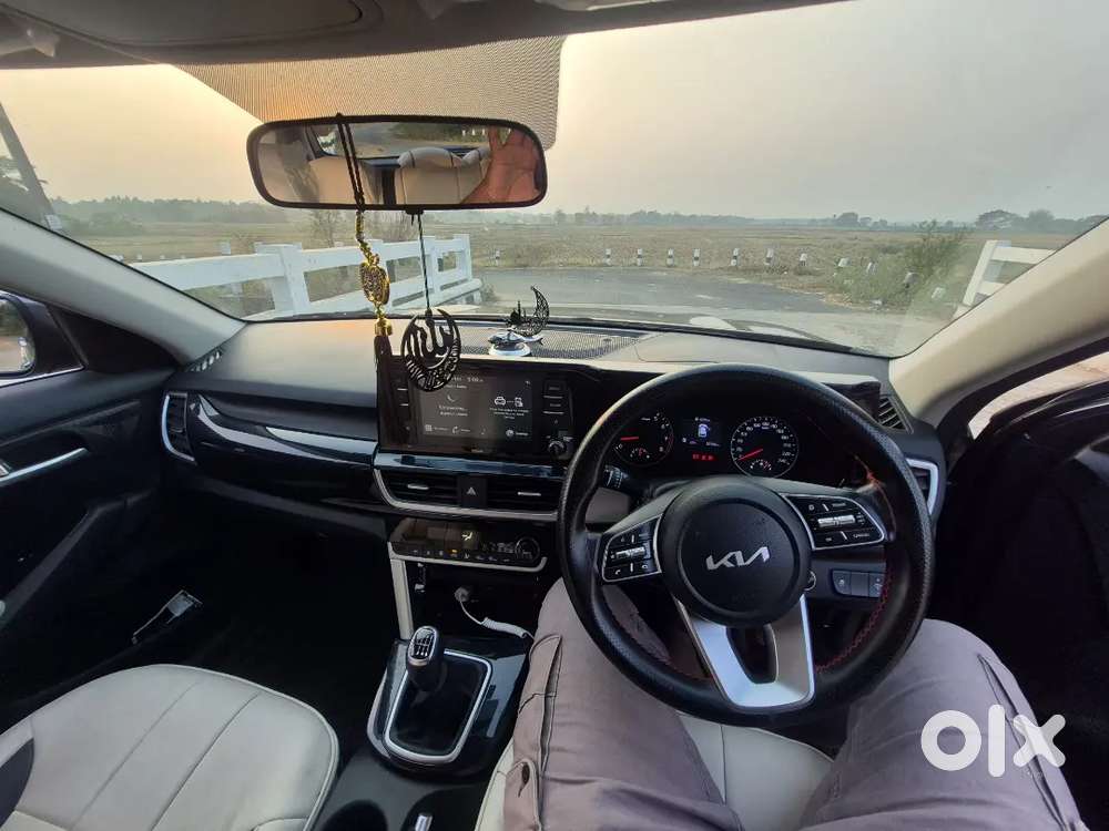 Kia Seltos 2023 Petrol Well Maintained