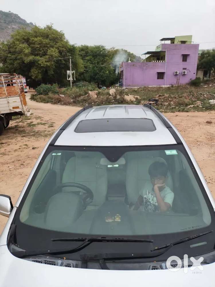 Mahindra Xuv500 2017 W10 Sunroof Diesel