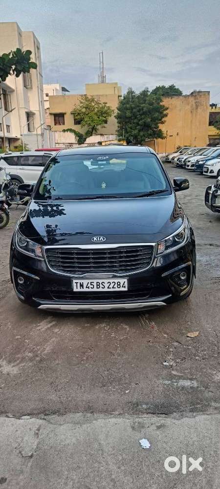 Kia Carnival Premium, 2020, Diesel