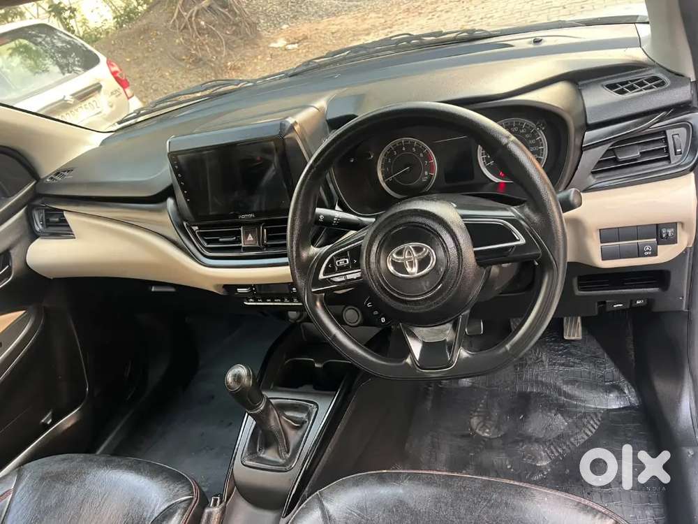 Glanza E
2022/23 
1st Owner Car
11 Hazar Chli 
All Original Car