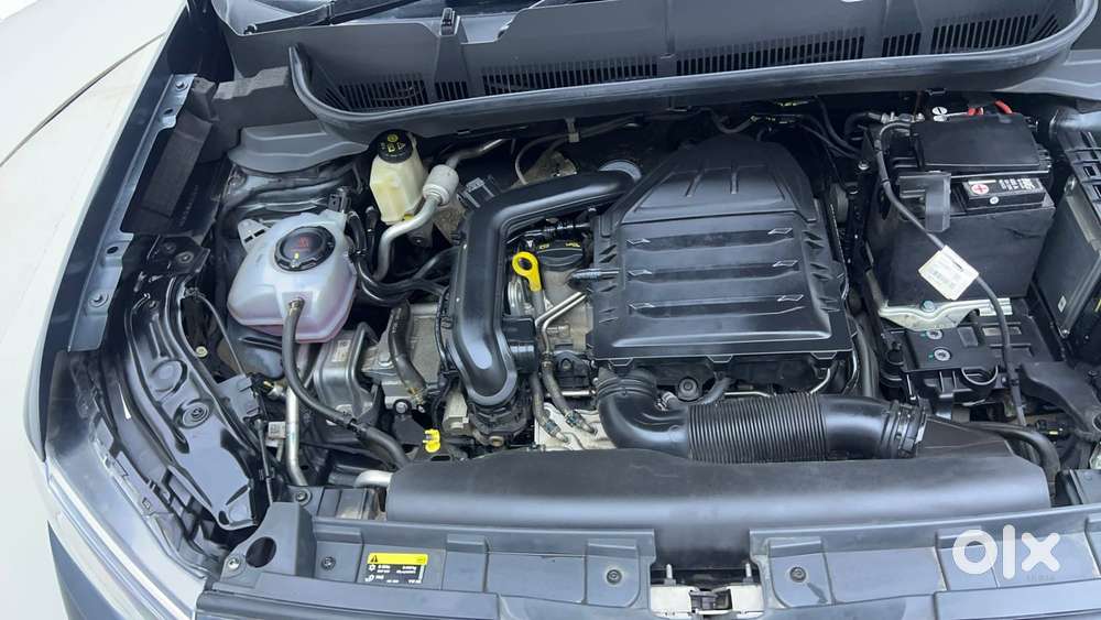 Volkswagen Taigun Topline 1.0 Tsi At (electric Seats), 2022, Petrol