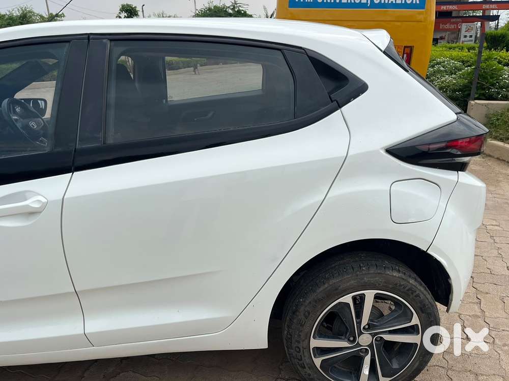 Tata Altroz 1.2 Petrol 2021 Top Variant