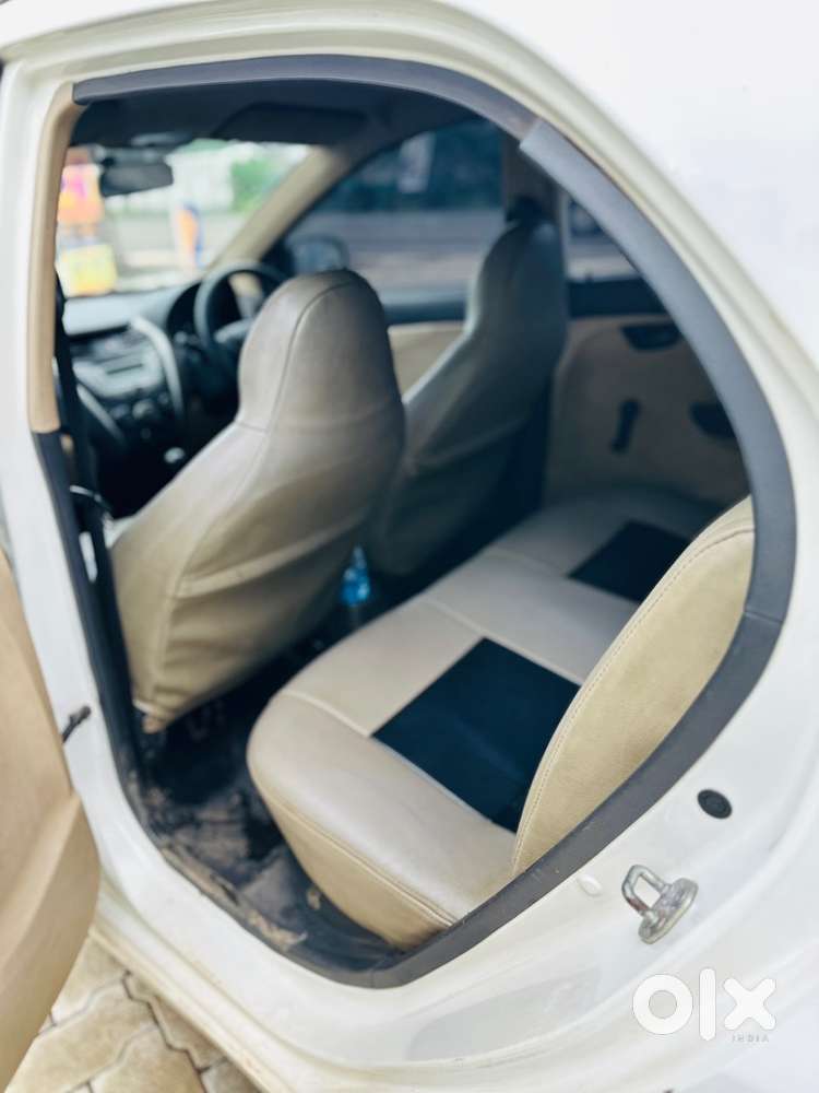 Hyundai Eon 2012 Petrol Well Maintained