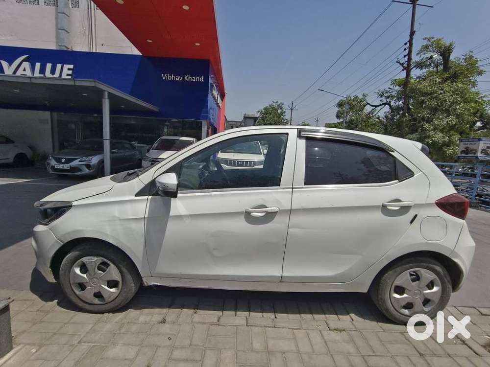 Tata Tiago 1.2 Revotron Xt, 2021, Petrol