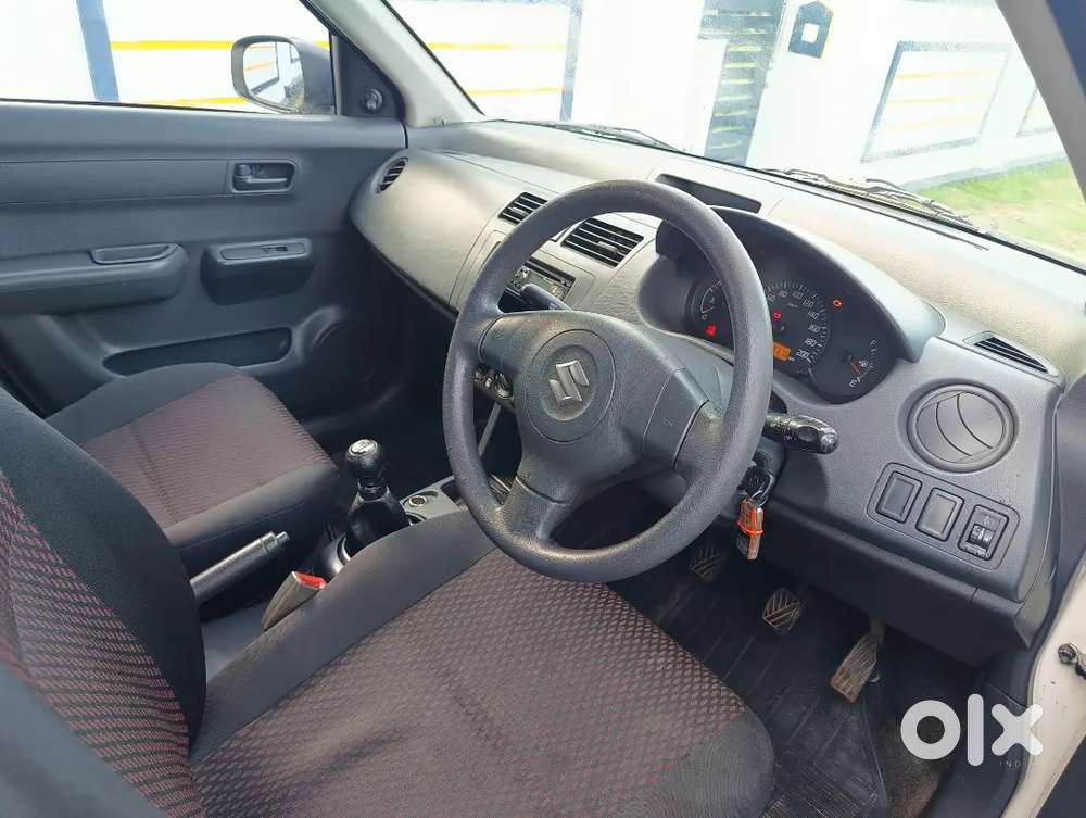 Maruti Suzuki Swift 2011 Diesel 110000 Km Driven