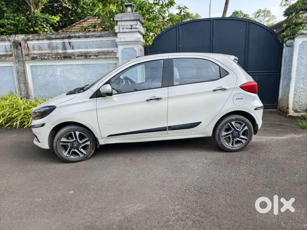 Tata Tiago 1.2 Revotron Petrol 2019