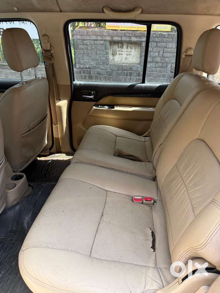 Ford Endeavour Titanium 2.2 4x2, 2012, Diesel