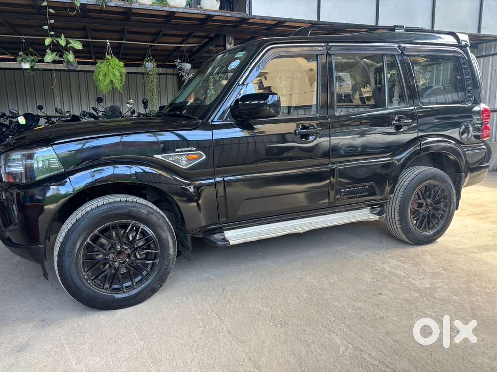 Mahindra Scorpio Diesel 2015