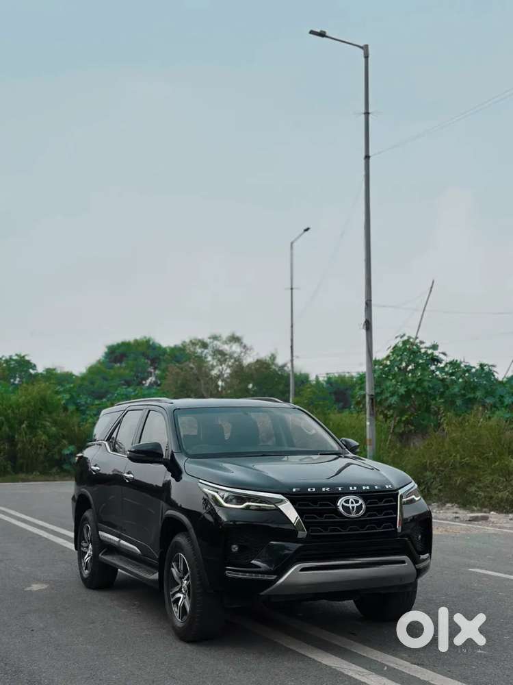 Toyota Fortuner [2021-ongoing] 2.7 2wd Petrol At, 2024, Petrol