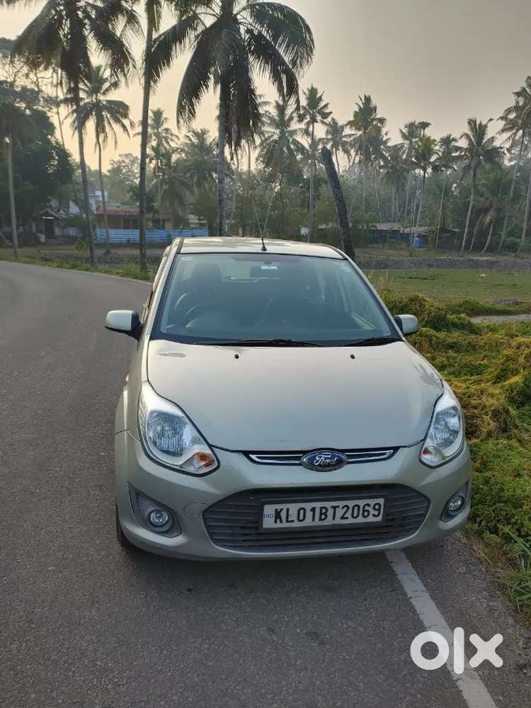 Ford Figo 2015 Diesel 60000 Km Driven