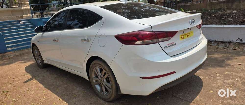 Hyundai New Elantra 2017 Diesel Well Maintained