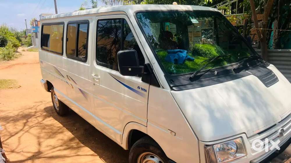 Tata Winger Deluxe 2010
