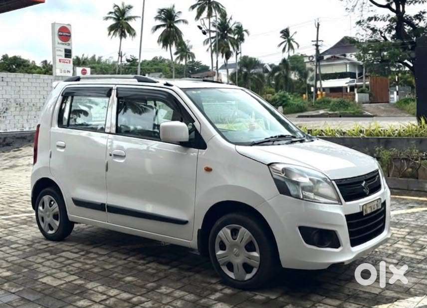 Maruti Suzuki Wagon R Vxi Amt1.2, 2017, Petrol