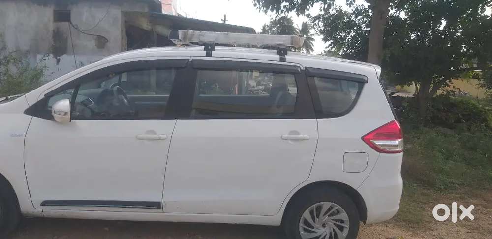 Maruti Suzuki Ertiga 2013