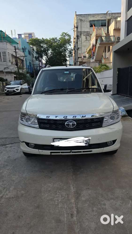 Tata Safari Storme Diesel 2015