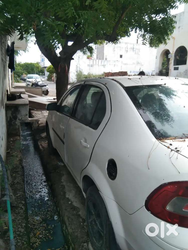 Ford Fiesta Zxi 2013 Diesel Car