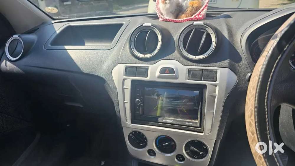 Ford Figo Petrol Lxi 2012