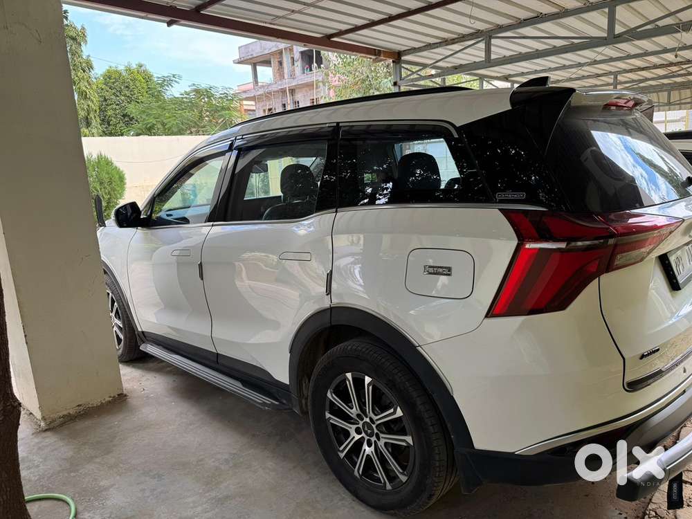 Mahindra Xuv700 Petrol 2021