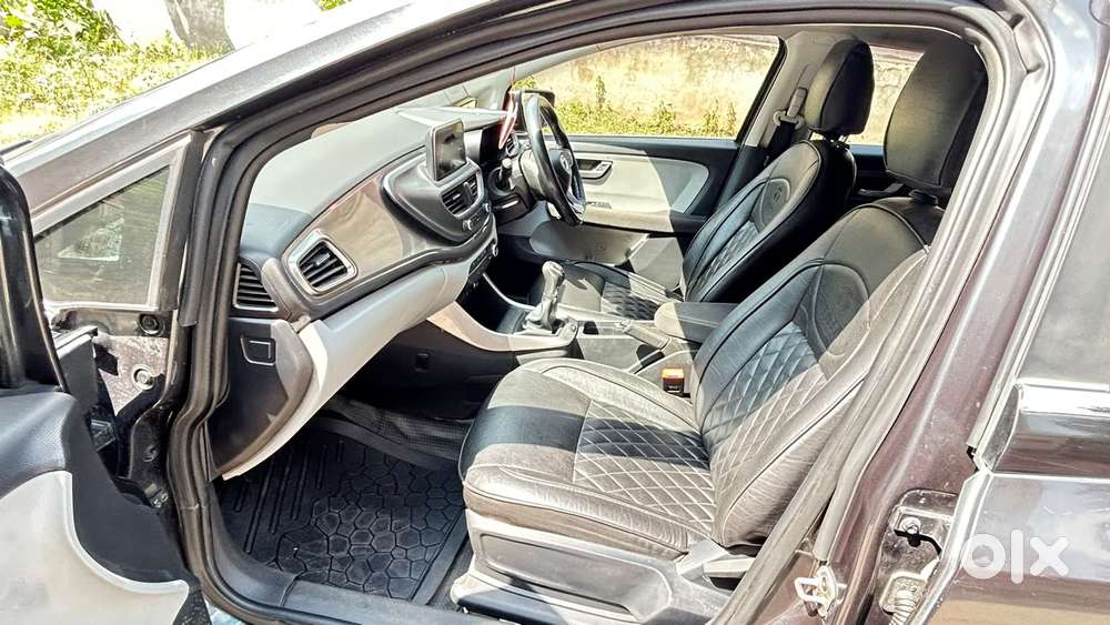 Tata Altroz 1.2 Xz (o), 2021, Petrol