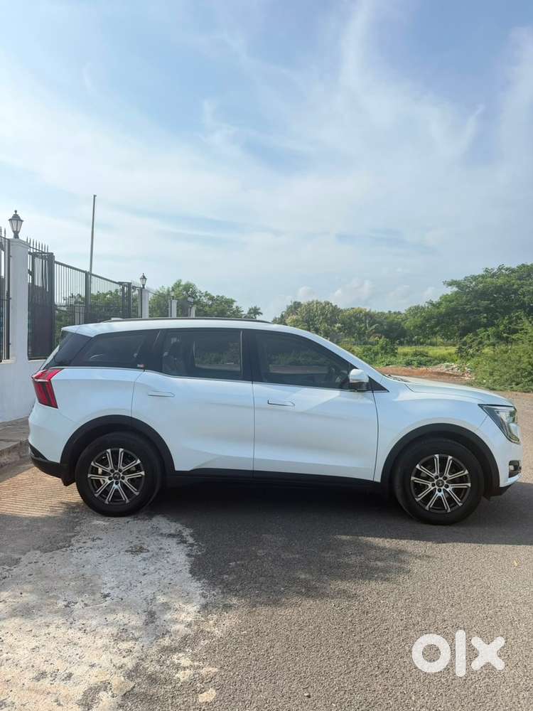 Mahindra Xuv700 2022 Diesel Well Maintained