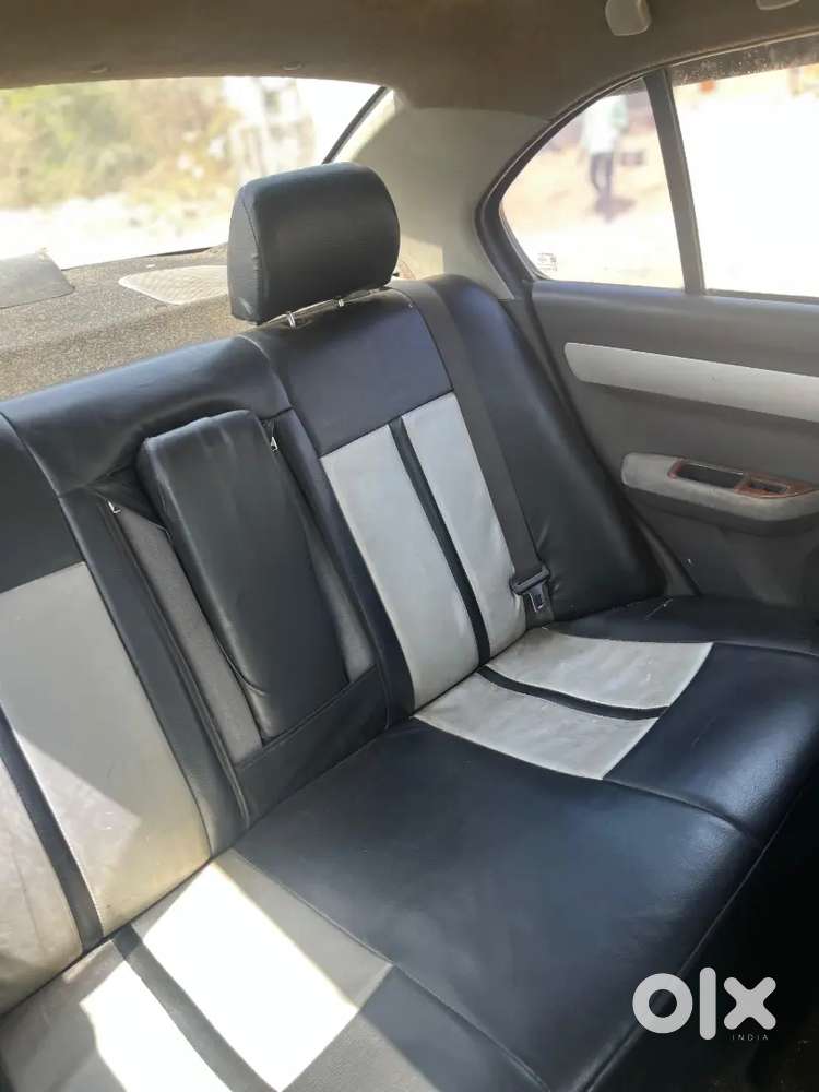 Maruti Suzuki Dzire 2010