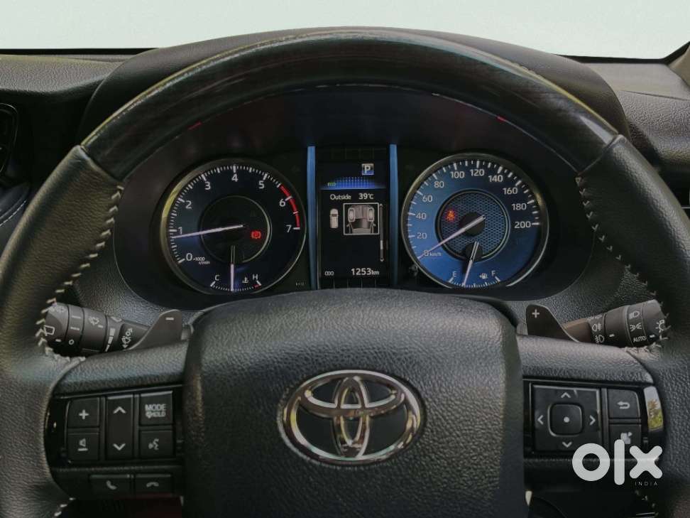 Toyota Fortuner 2011-2016 4x4 At, 2024, Petrol